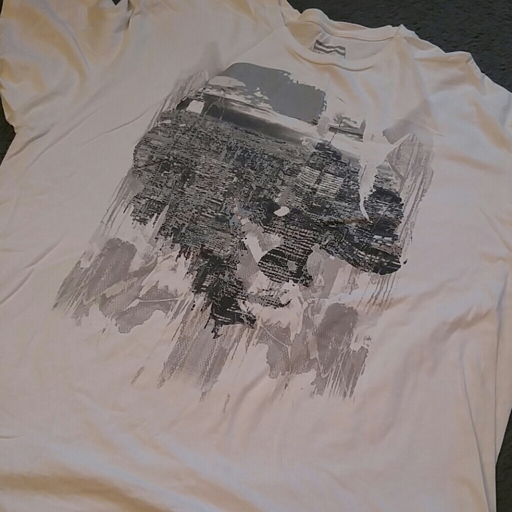 Sean John T Shirt